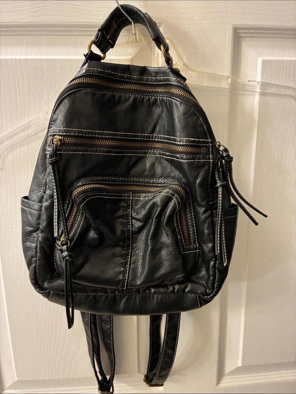 Unbranded Black Leatherette-faux leather backpack Purse-soft w/multiple comparts